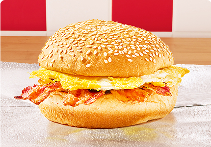 egg and bacon sandwich